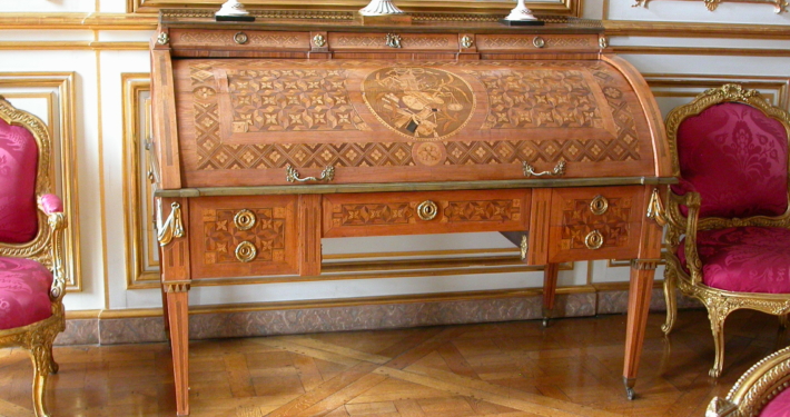 Projet de financement de restauration "Le Bureau à cylindre de Teuné"